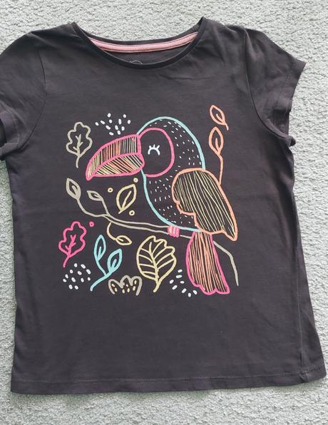 Tričko s vtakom a listami, 134