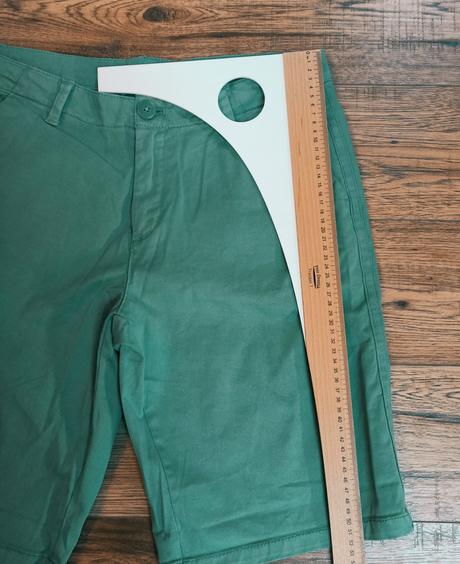 Dámske šortky, amisu,42