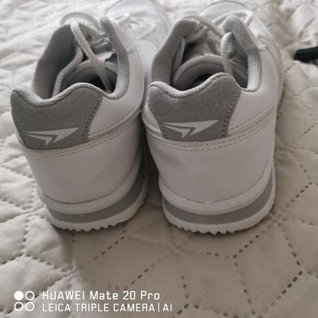 Biele tenisky, sprandi,36