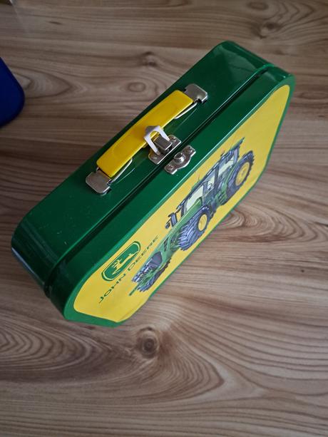 Puzzle playmobil 4v1 v plechovom kufríku, 