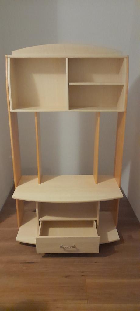 Skrinka na kolieskach,