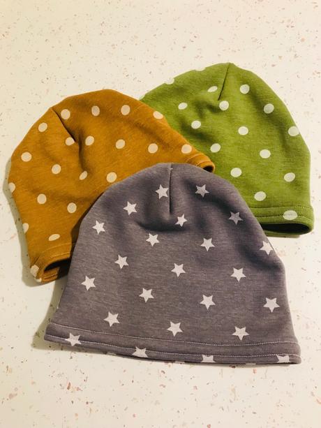 Vlastnoručne site čiapky 46, 46