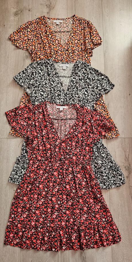 Letné kvietkované šaty v výstrih amisu 40, amisu,40