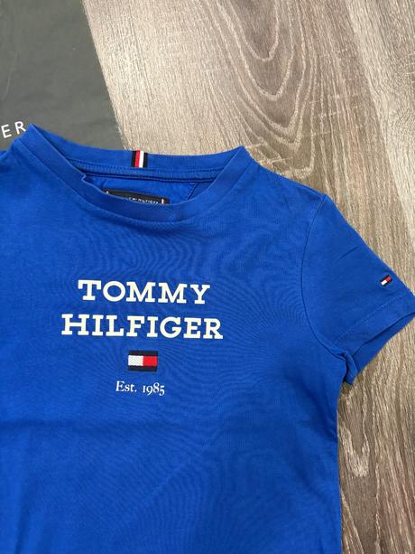 Tommy hilfiger frajerske tričko č.110, tommy hilfiger,110