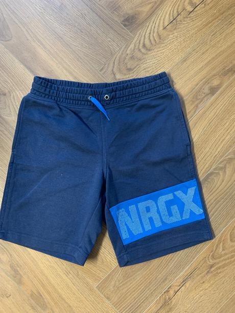 Kratke nohavice + tricko energetics velkost 152, 152