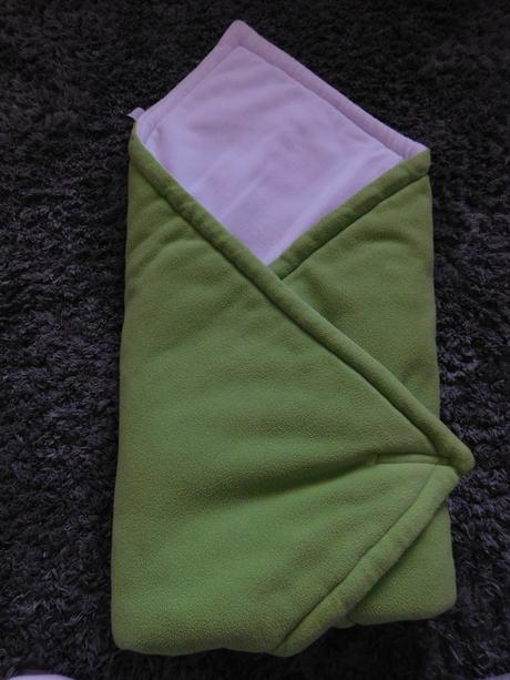 Zvinovacia deka do autosedačky, 