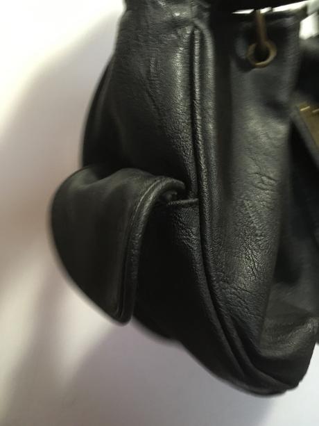 Dámska kožená kabelka, 