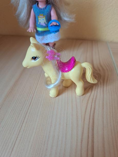 Barbie shelly pony time 2005, 
