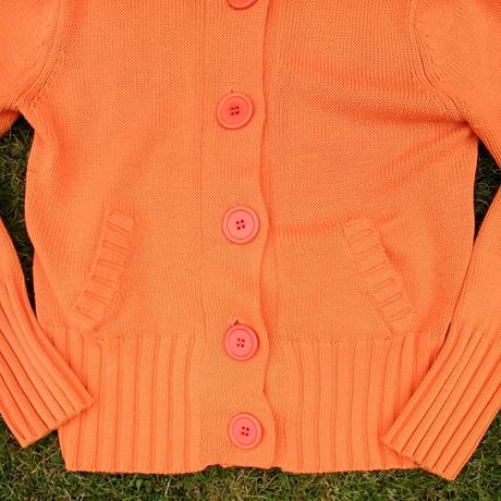 Pekný oranžový sveter, m