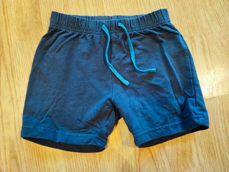 Kraťasy lupilu, lupilu,98