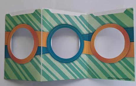 Pokémon stojan na 3 karty, 