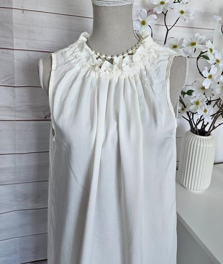 Krásne lahulinké šaty, 