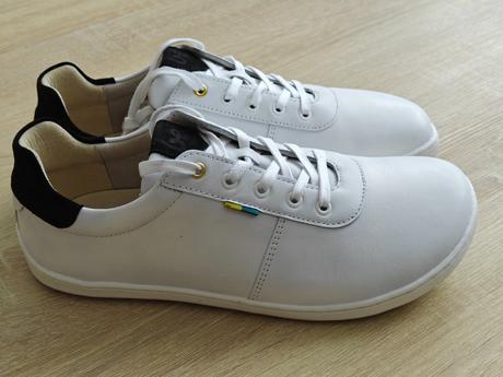 Royale - white & black 42 p135, be lenka,42