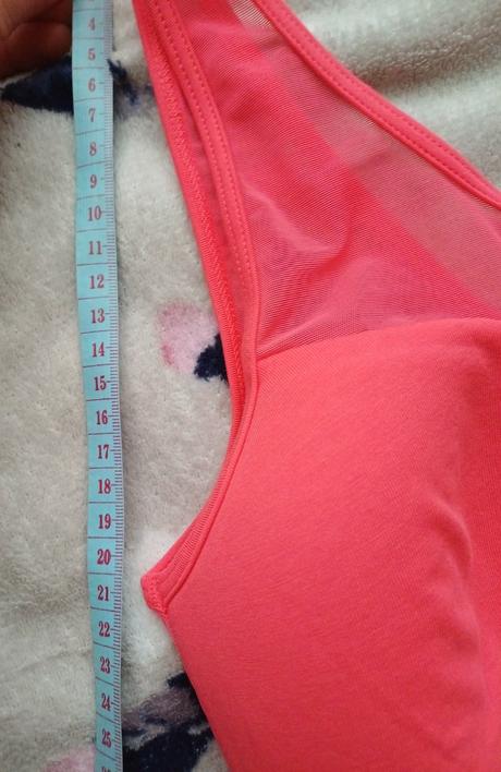 2ks nádherné guess športové podprsenky, guess,l / m