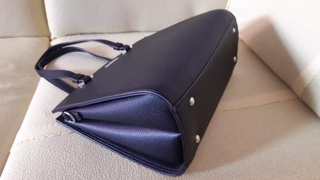 Predám kabelku lara bags čiernu krátkonosenú, 
