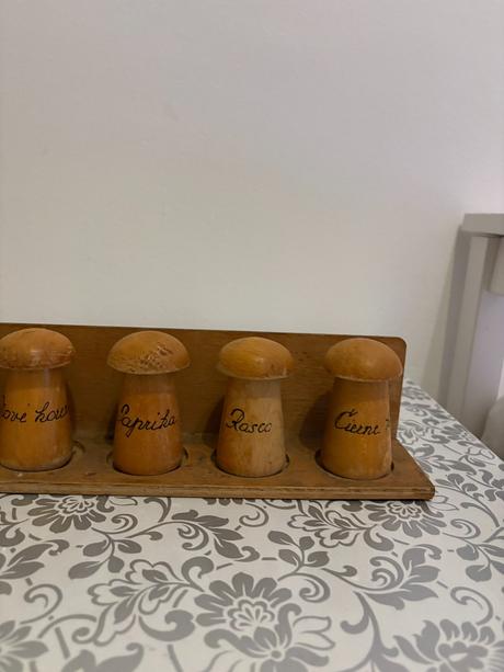 Drevené koreničky, 