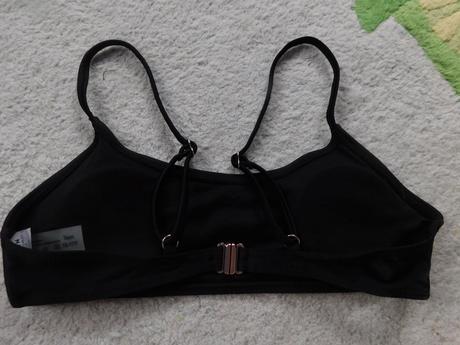 Plavková podprsenka shein, 146