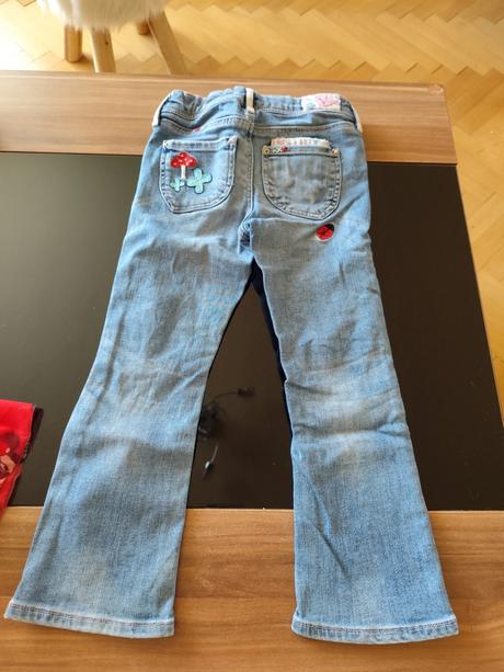 Balík pre dievča 104, 104–116