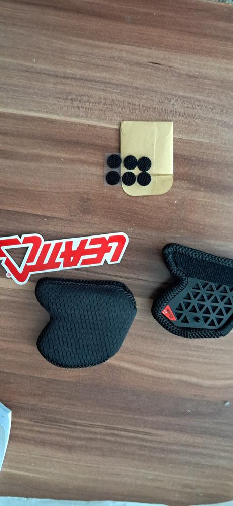 Prilba leatt enduro, 