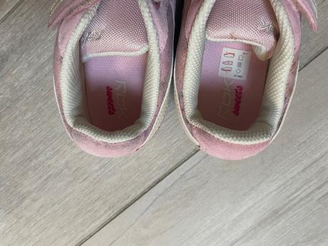 Krásne ľahké tenisky reebok, reebok,33