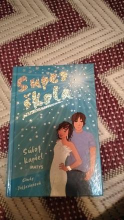 Super škola súboj kapiel,