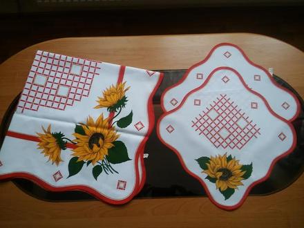 Obrusy - 1veľký + 7malých,