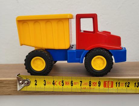 Traktor, sklápač, báger, 