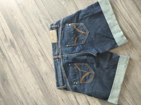 Kraťasy stradivarius, stradivarius,38