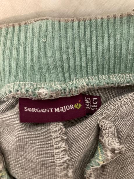 Šortky sergent major, sergent major,98