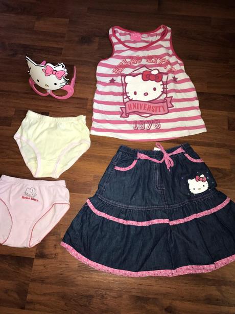 Dievčenský letný hello kitty balík - 5 kusov, 122–134