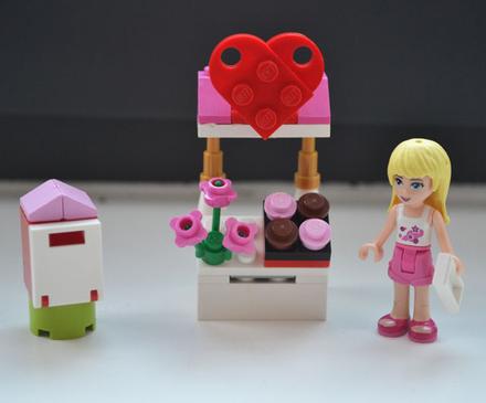 Lego friends 30105 poštová schránka,