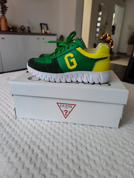 Tenisky zn.guess č.37, guess,37