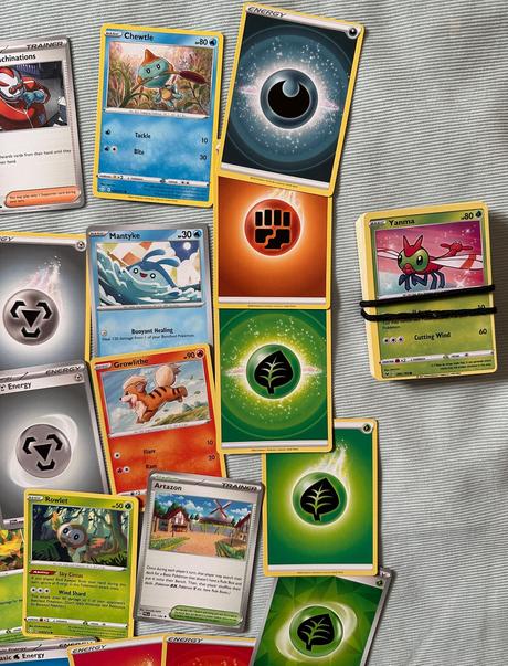 Originál pokémon karty za 10eur,