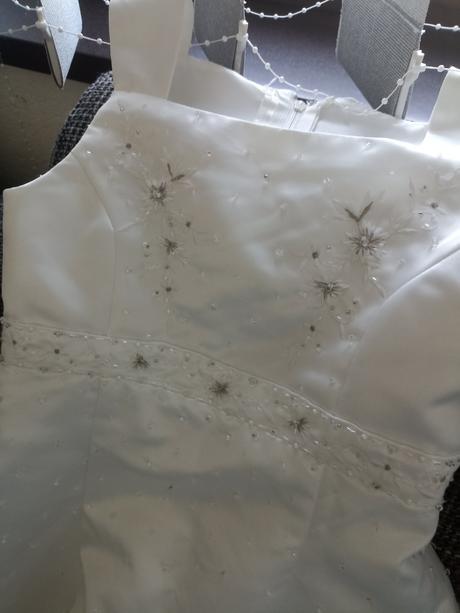 Šaty pre dievčatko na svadbu, 122