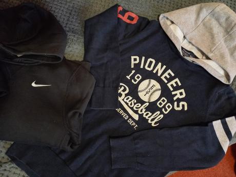 Sveter s kapucňou, reserved,152