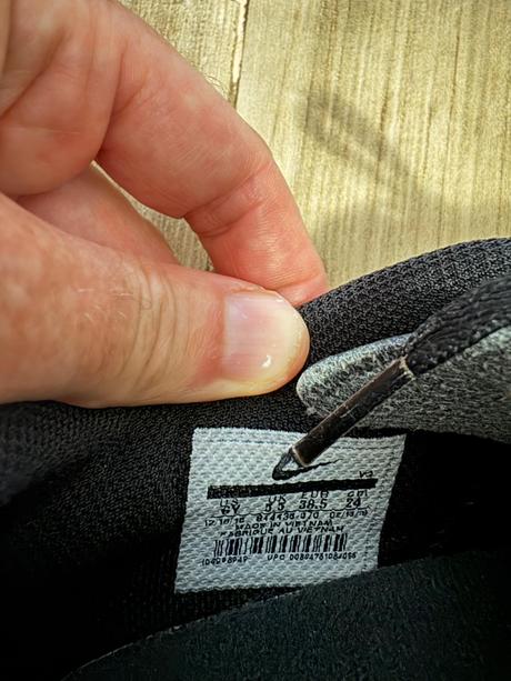 Halovky aj na širšiu nôžku vd 24 cm, nike,38