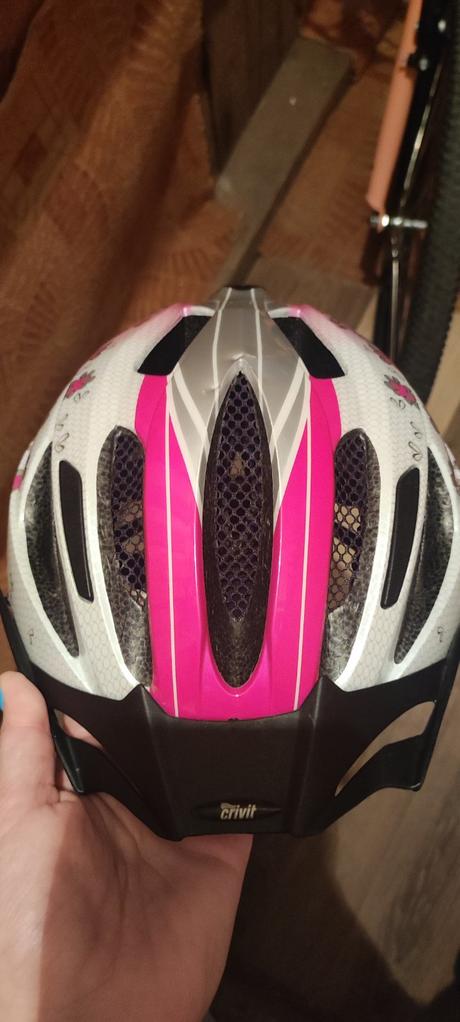 Dievčenský bicykel, 16