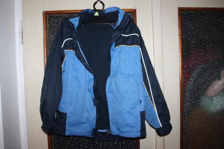 Bunda s mikinou tcm  2v1  vel 134/140, tcm,134