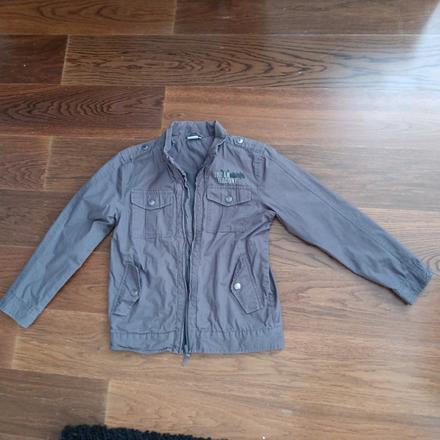 Prechodná bunda, 152