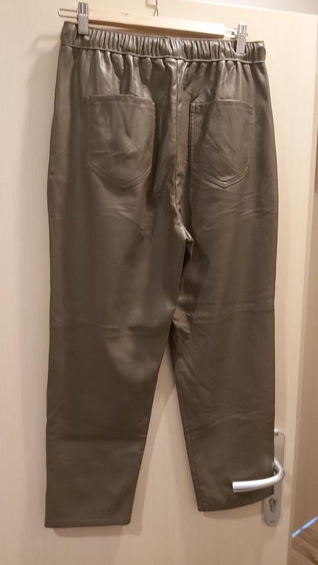Dámske  kožené dámske nohavice zn. zara xl, zara,xl
