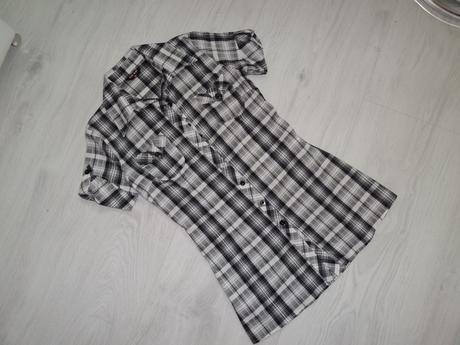 Predĺžená košela, 38