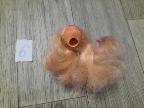 Hlavy barbie - bez tela, len hlavy,