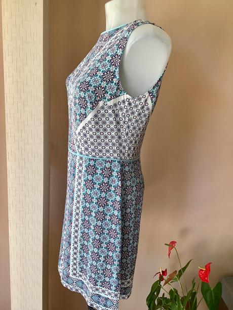 Viskozove šaty oasis, 38