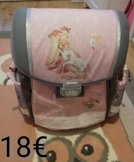 Školská taška,