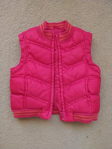 Dievčenská vesta, 92