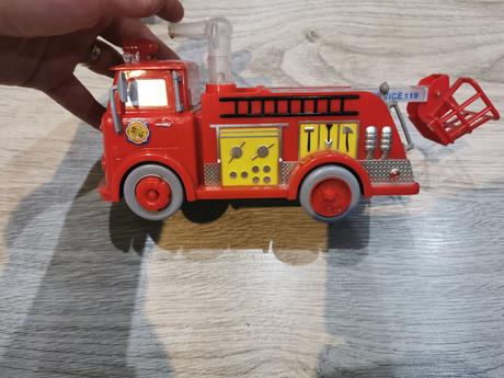 Hasičské auto,