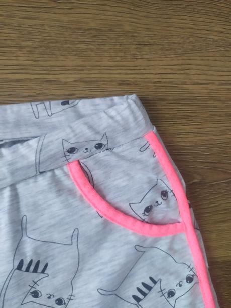 Kraťasy, glo-story,158