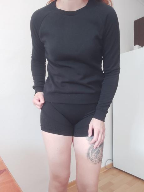 Čierna mikina., gate,34