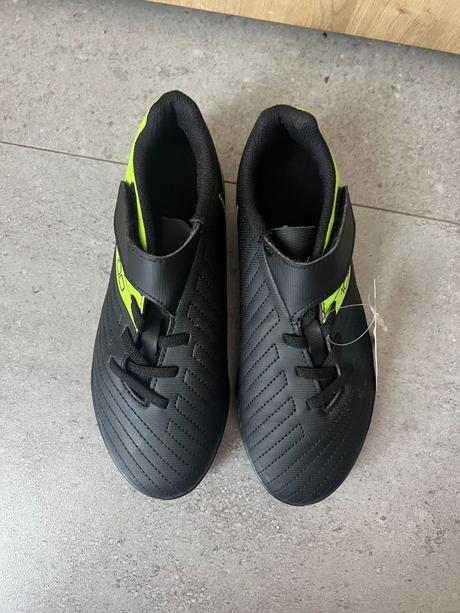 Detské turfy 100 easy tf na suchý zips čierno-žlté, decathlon,32