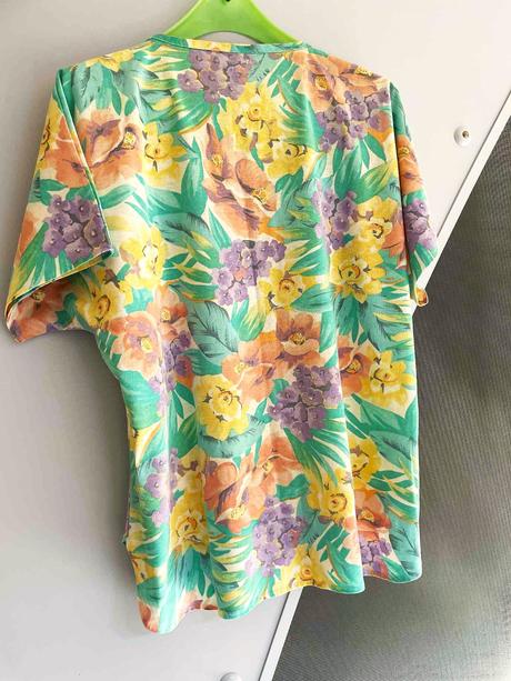 Kvetované tričko, xl